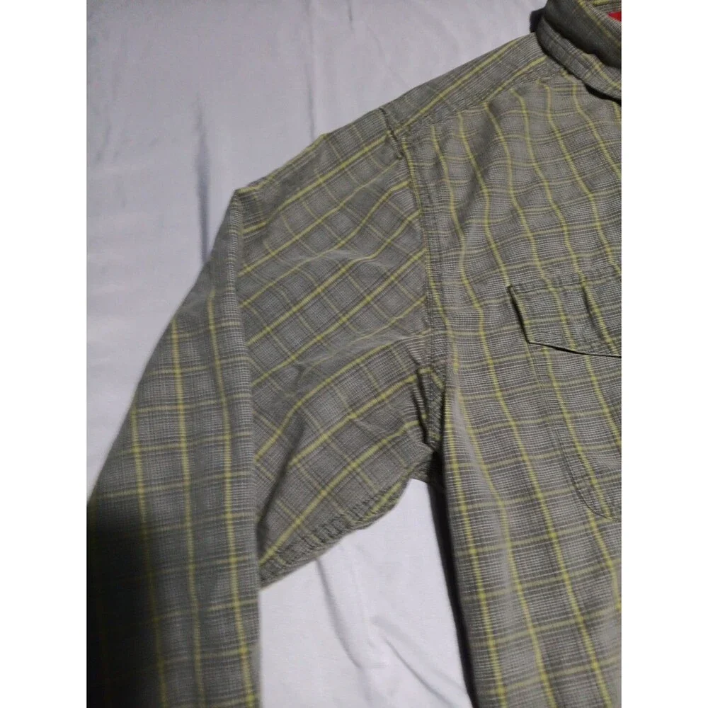 The North Face marks sleeve